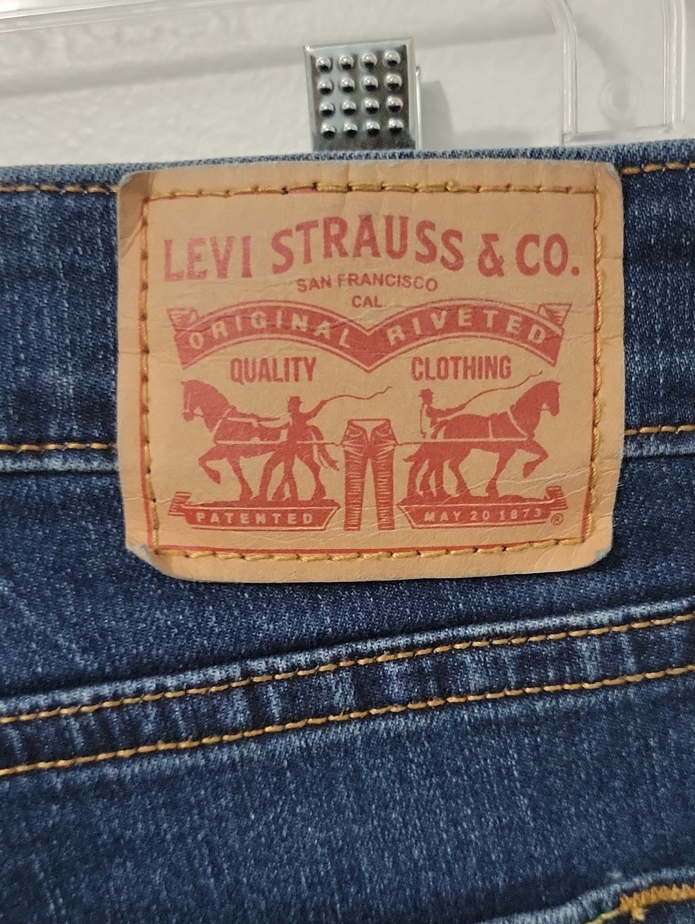 Levi's 725 High Rise Bootcut Jeans, Size 32 - Picture 3 of 8